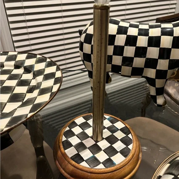 Mackenzie child’s - Picture 4 of 14